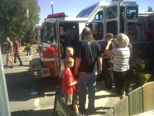 Bombeiros na Broadway Street Fair de Saskatoon, Canadá