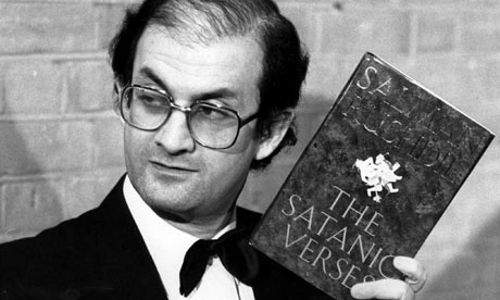 Salman Rushdie e seus "Versos Satânicos"